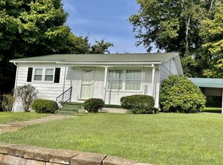403 Hood St, Dover, TN 37058