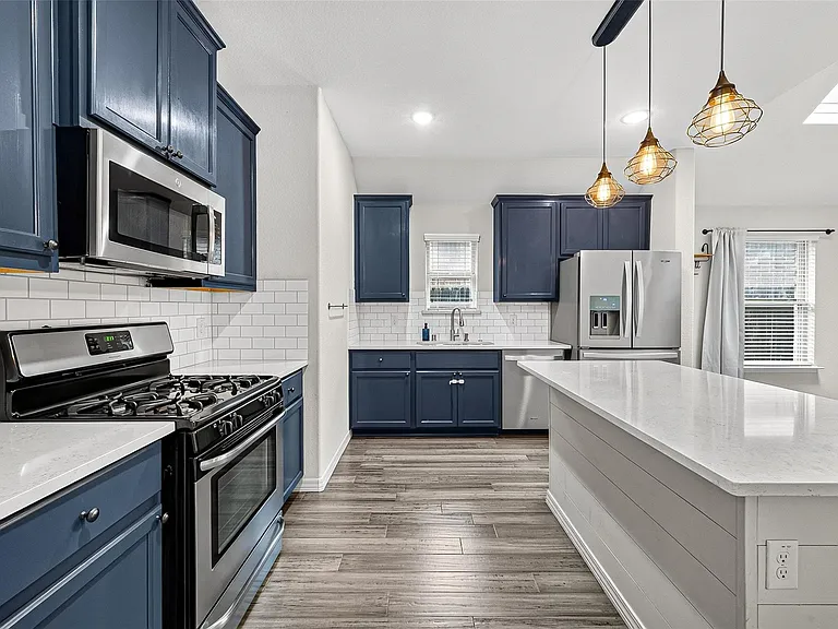 4631 Stolz Trl — Photo 10