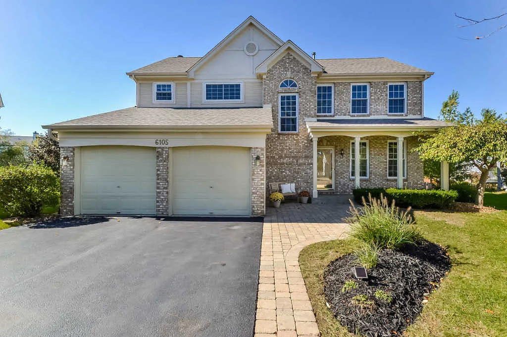6105 Newbury Ct photo 1