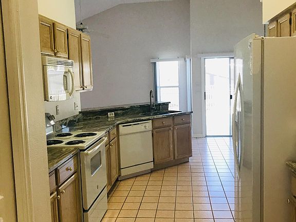 3rd image of 28751 Thomasville Pl