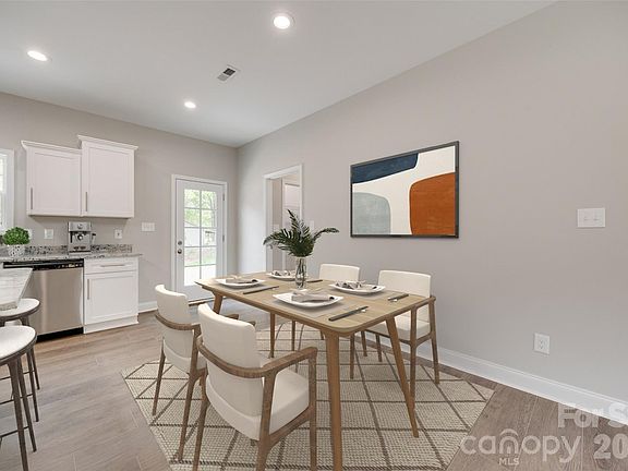 4th image of 112 Truesdale St