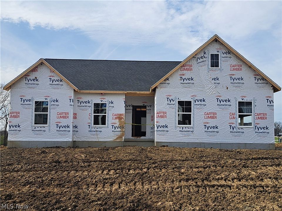 1st image of 547 Woodlands Glen Ave