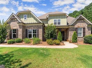 845 Walnut River Trl, Hoschton, GA 30548