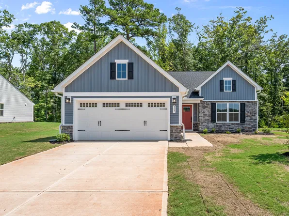 307 Rothbury Ct, Sanford, NC 27330