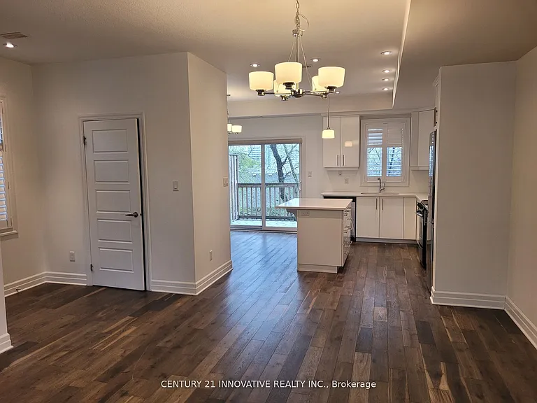 70 Plains Rd W #38 — Photo 7