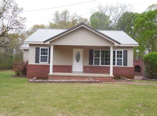 991 Bruceton Vale Rd, Bruceton, TN 38317