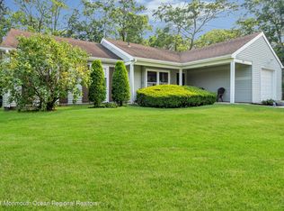 55 Ravenwood Blvd, Barnegat, NJ 08005