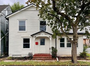 237 Cherry St, Milton, PA 17847