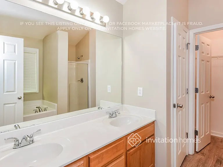 9365 Brooke Cove Ct — Photo 15