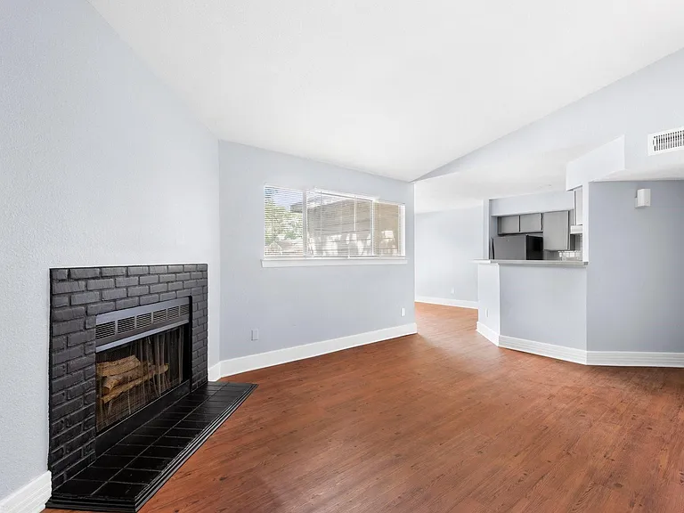 7200 T C Jester Blvd #1004 — Photo 1