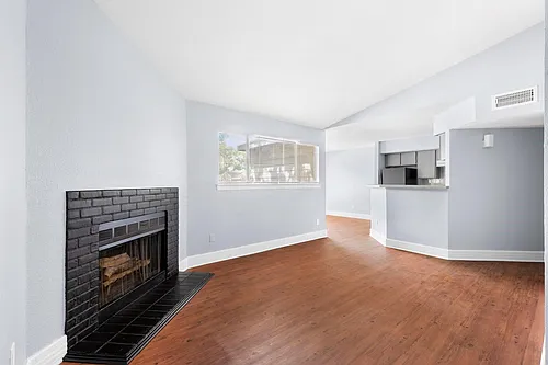 7200 T C Jester Blvd #1004 Photo 1