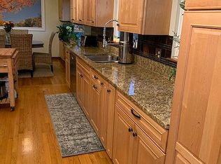 2325 Pinebrook Rd, Columbus, OH 43220