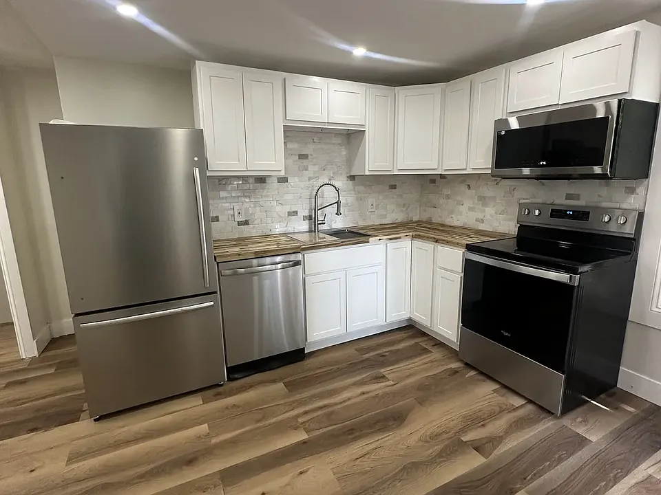 26 S Grand St #1A