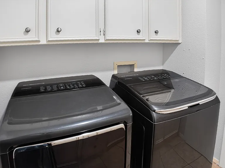 6425 Heidelburg Ct — Photo 30