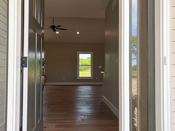5th image of 8551 Grafton Rd