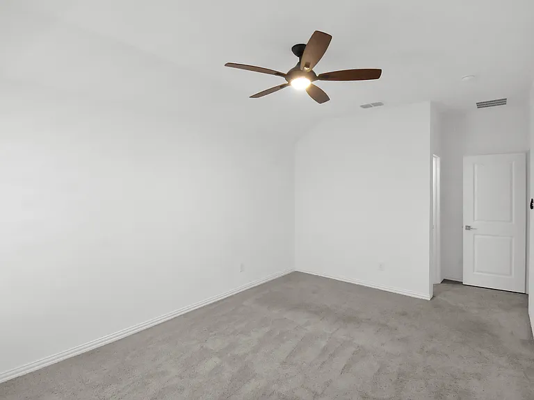 502 Virginia Way — Photo 16