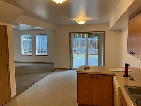 1514 Westwood Ave — Photo 3