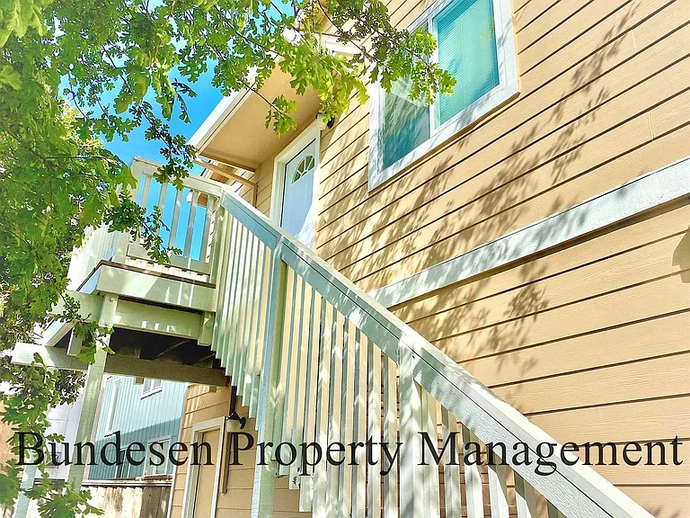 747 Fresno Ave — Photo 4