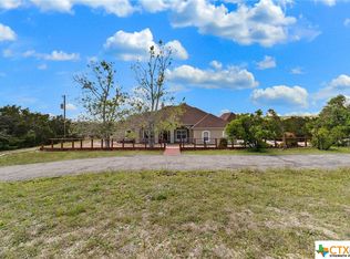 221 Lipizzan Ln, Spring Branch, TX 78070