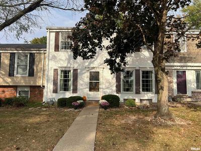 90 Carriage Hl, Macomb, IL, 61455