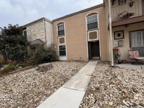 6631 Spring Hurst #6631, San Antonio, TX 78249
