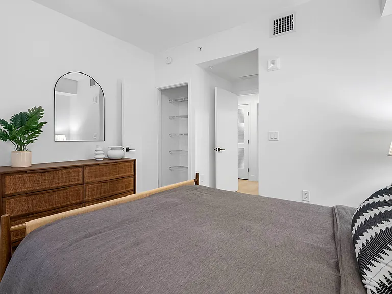 Arvella — Photo 71