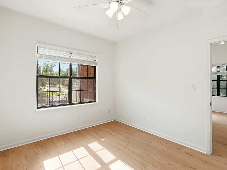 924 Marys Dr #B — Photo 7