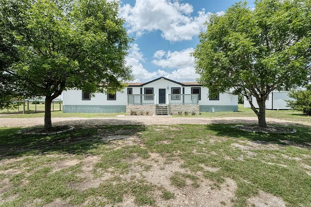 Building Photo - 132 County Road 247