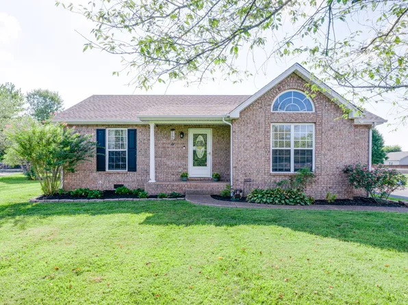 212 Westland St, Portland, TN 37148