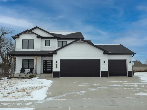 2851 Dunlap Ln SE, Rochester, MN 55904