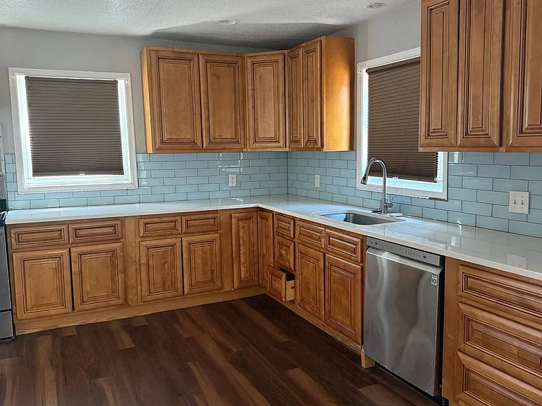 3046 N Milwaukee St — Photo 5