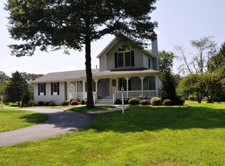 36 Turtleback Rd, Califon, NJ 07830