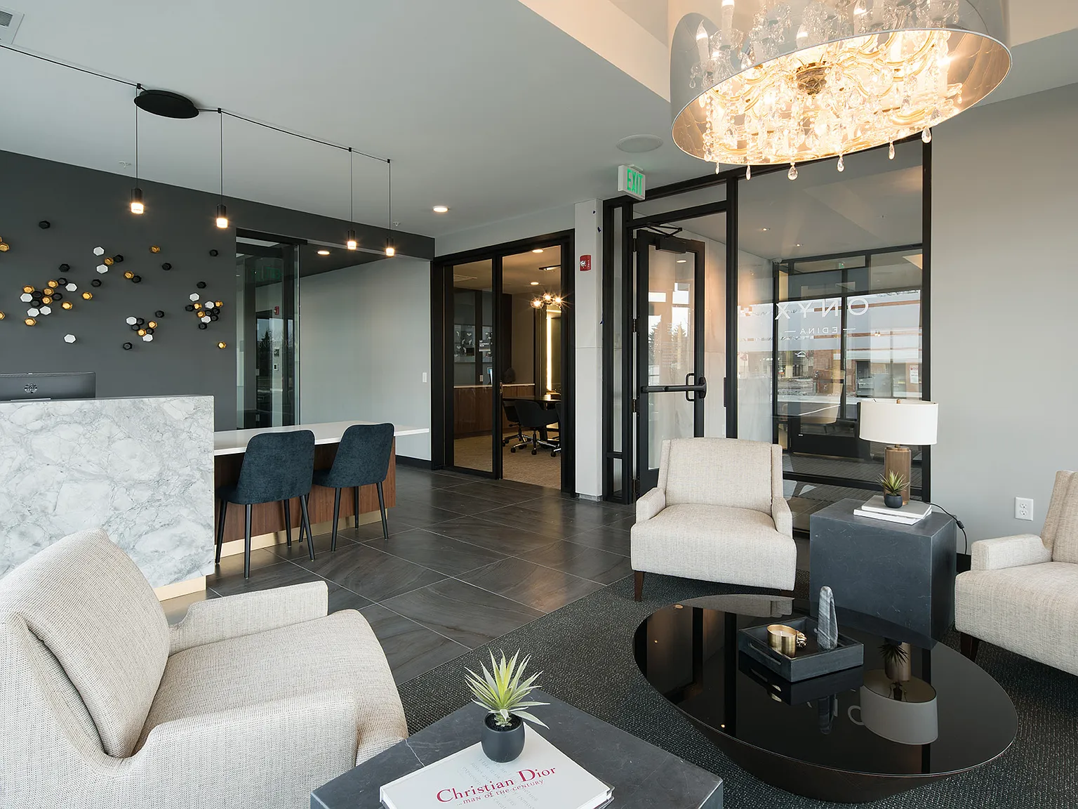 Onyx Edina — Photo 3