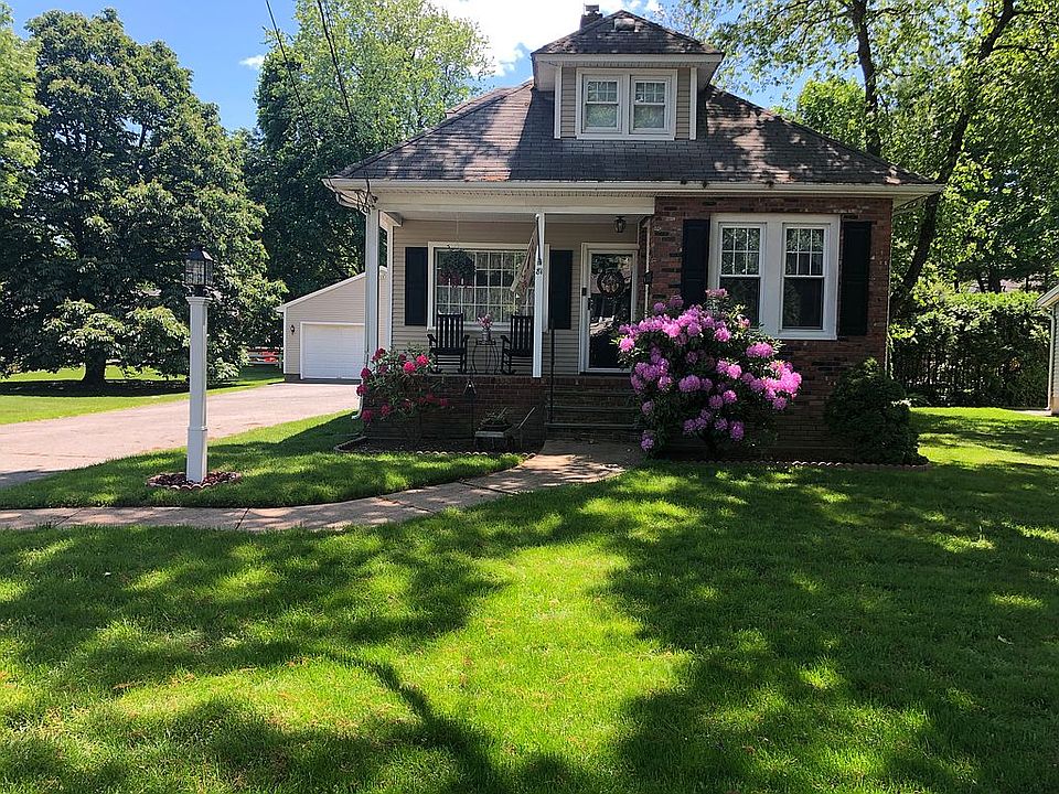 1st image of 81 Glen Ave