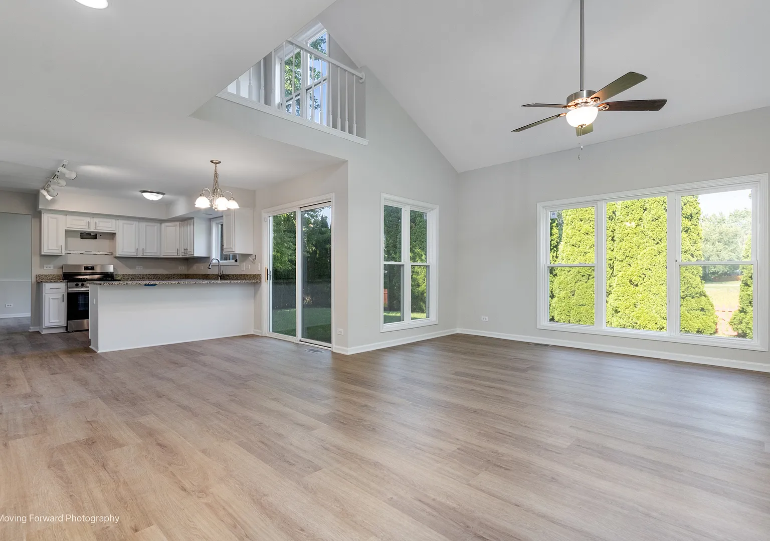 4 bed, 4.0 bath, 2634 sqft, $4,200 — Photo 3