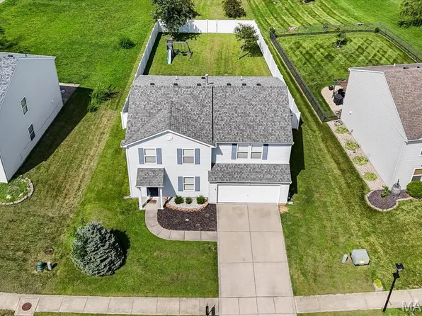 208 River Laurel Dr, Belleville, IL 62220