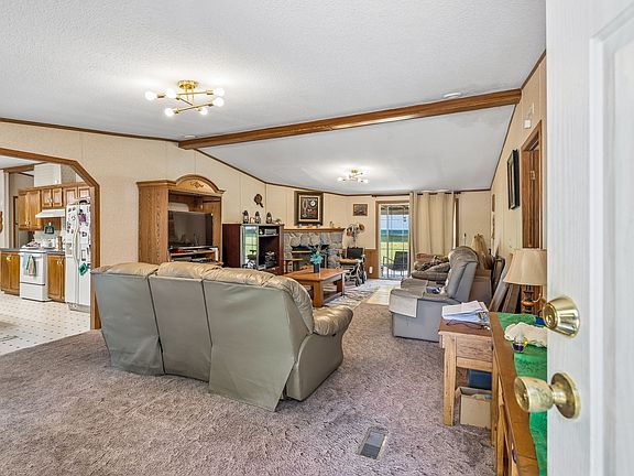 5th image of 2684 Blue Springs Rd