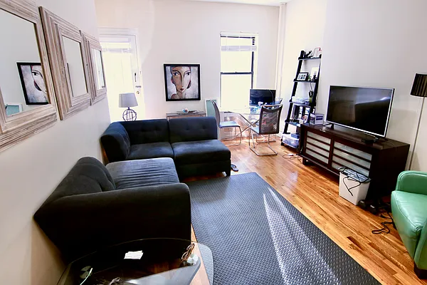 Rented by JK Dansar Corp | media 5