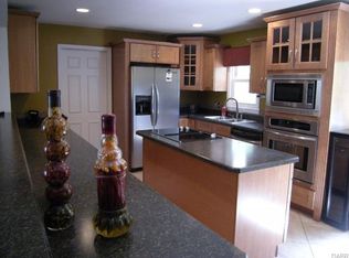 5240 Longford Rd, Dayton, OH 45424