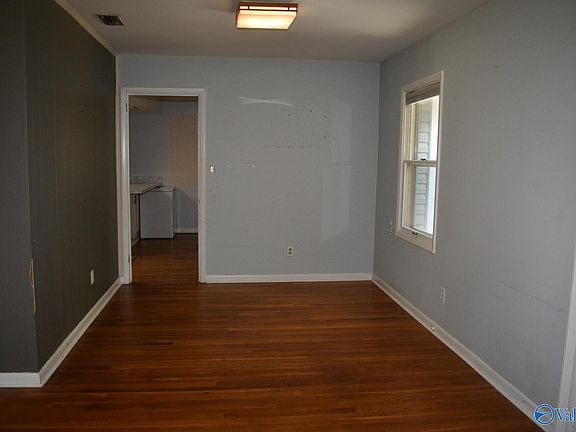 5th image of 10121 Dunbarton Dr SE