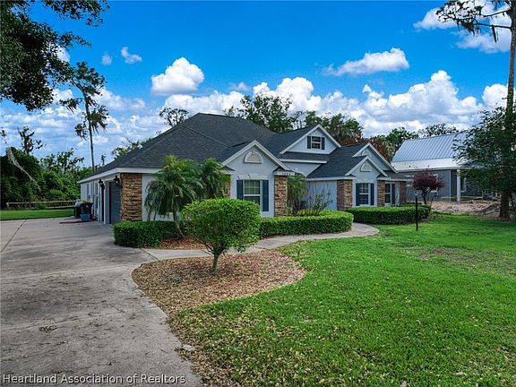 4th image of 1022 Lake June Rd