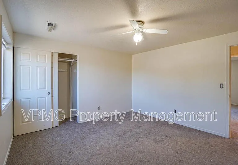 8907 NE 84th St — Photo 17