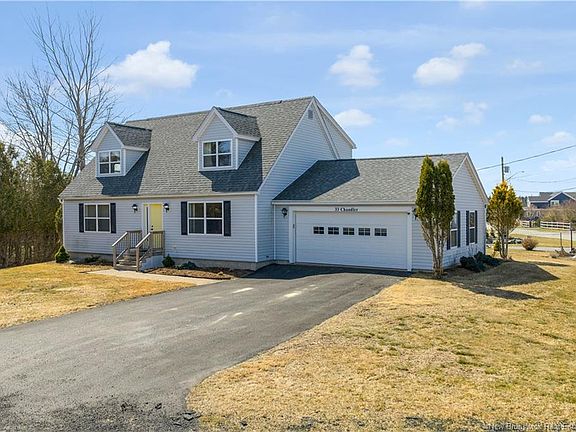 2nd image of 33 Chandler Rd