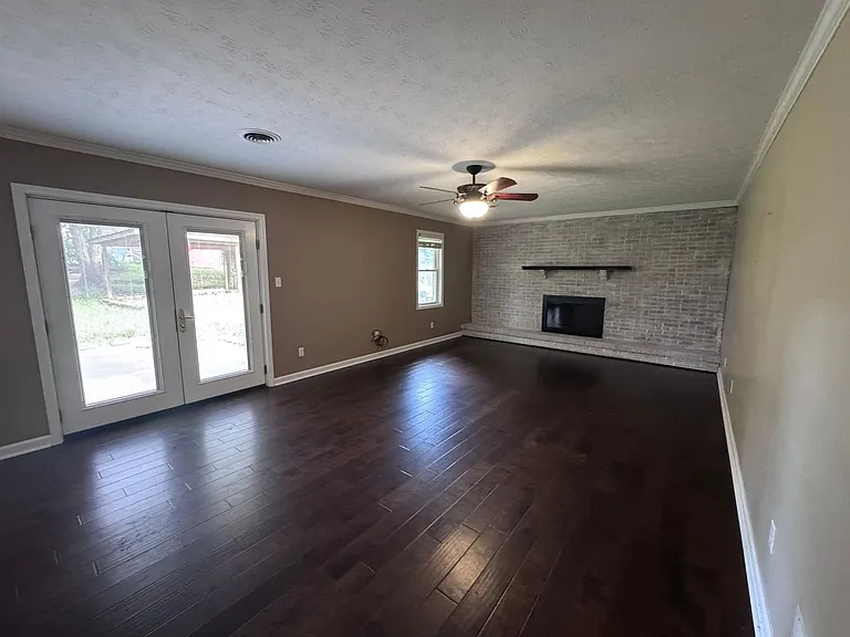 4430 Chicadee Dr — Photo 11
