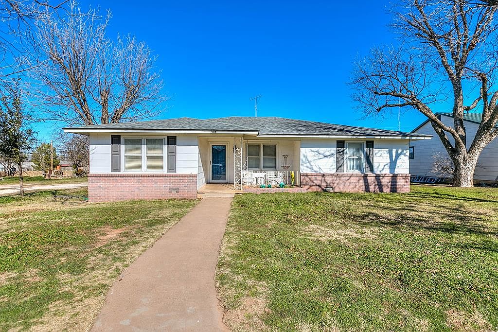 906 N 6th St, Ballinger, TX 76821 MLS 119672 Zillow