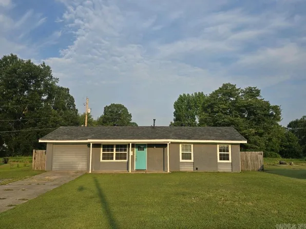 110 Lynn Ln, Lonoke, AR 72086