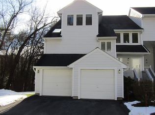 21 Camille Ln #21, Canton, CT 06019