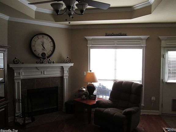 3rd image of 51 Oakbrooke Dr