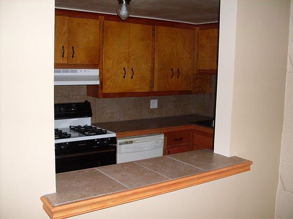 4th image of 1431 S Rockford Ave APT 4