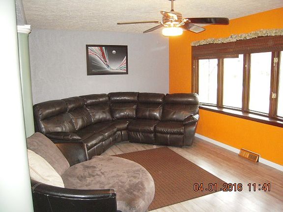 2nd image of 29841 Carolina Ave